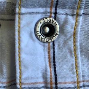 Harley-Davidson Shirts - Harley-Davidson casual shirt sleeve button up Harley-Davidson Shirts - Harley-Davidson casual shirt sleeve button up